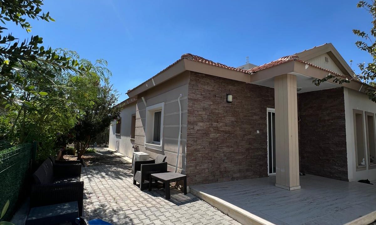 WhatsApp Image 2025-10-21 at 11.11.17