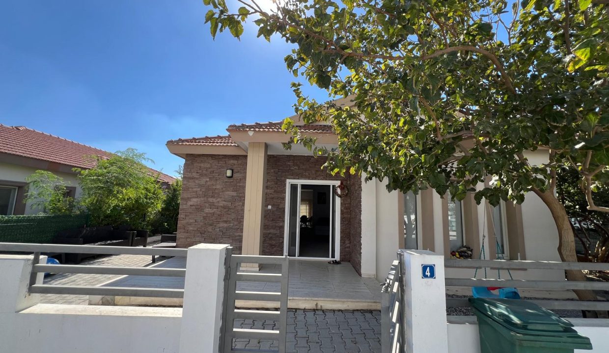 WhatsApp Image 2025-10-21 at 11.11.23